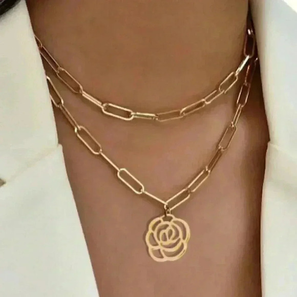Yellow Gold Women's & Metal Punk Chain Necklace With Round Pendant - Picture 1 of 7